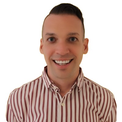 Saleem Barnard — Founder, Unravel Travel